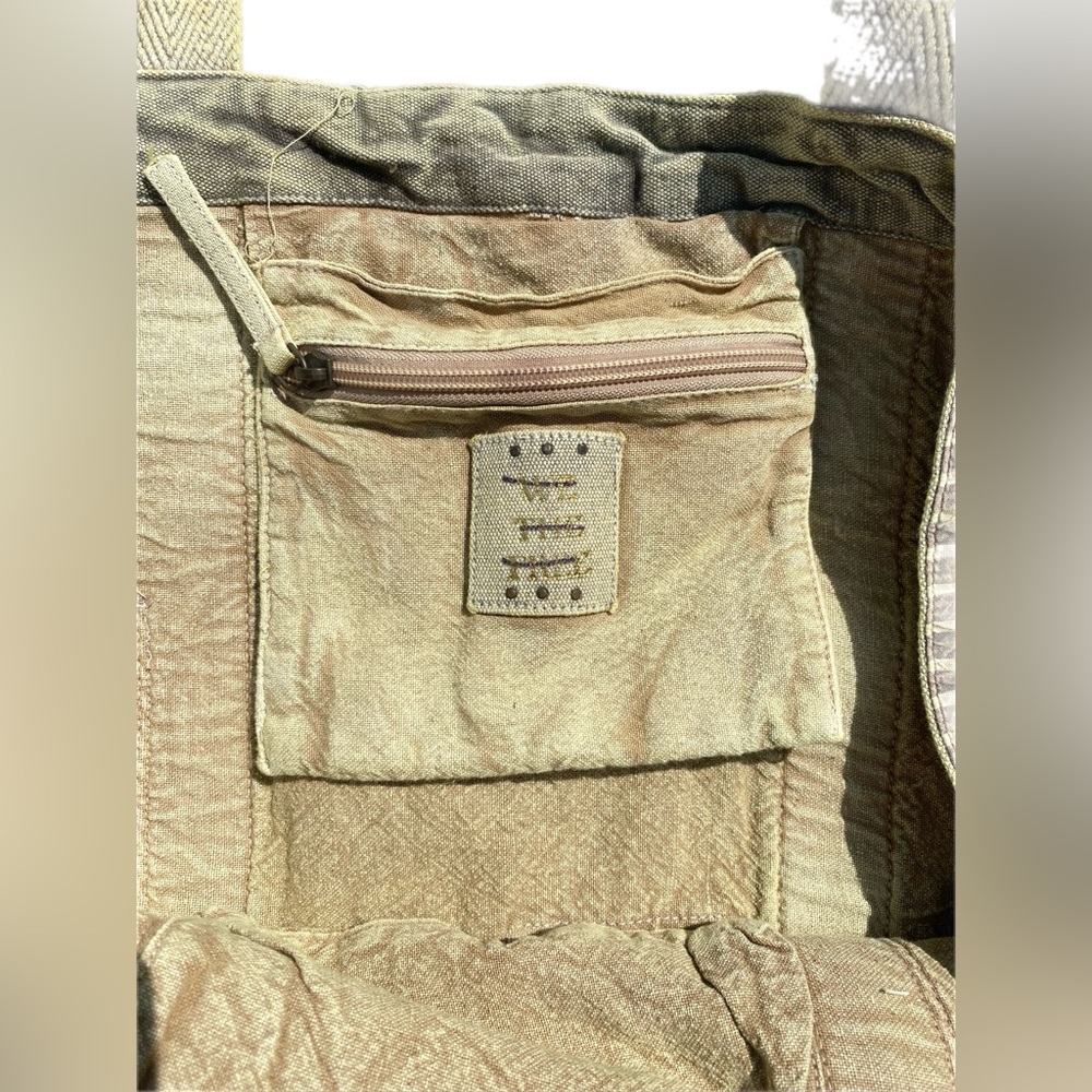 WE THE FREE LAST CHANCE BIG TOTE IN GREEN TAN PATCHWORK NWT - Picture 13 of 15